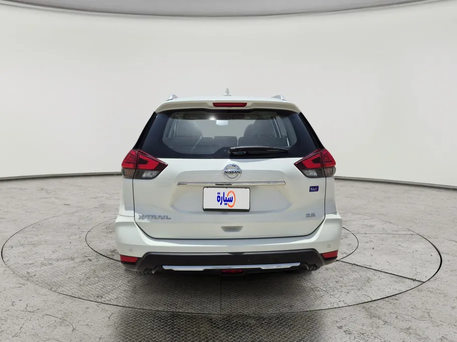2022 نيسان Xtrail S 5 Seats 