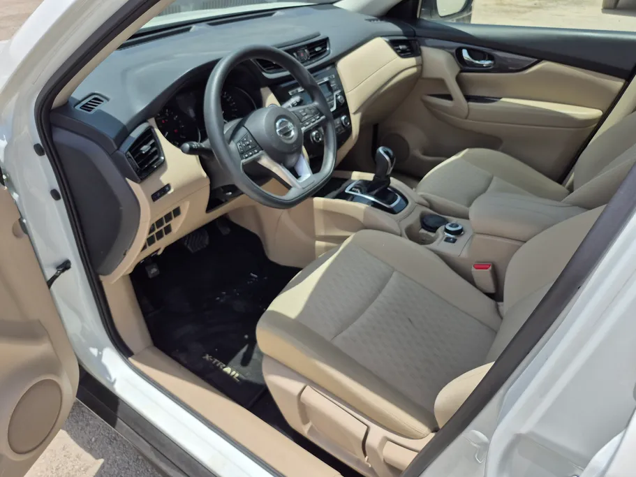 2022 نيسان Xtrail S 5 Seats 