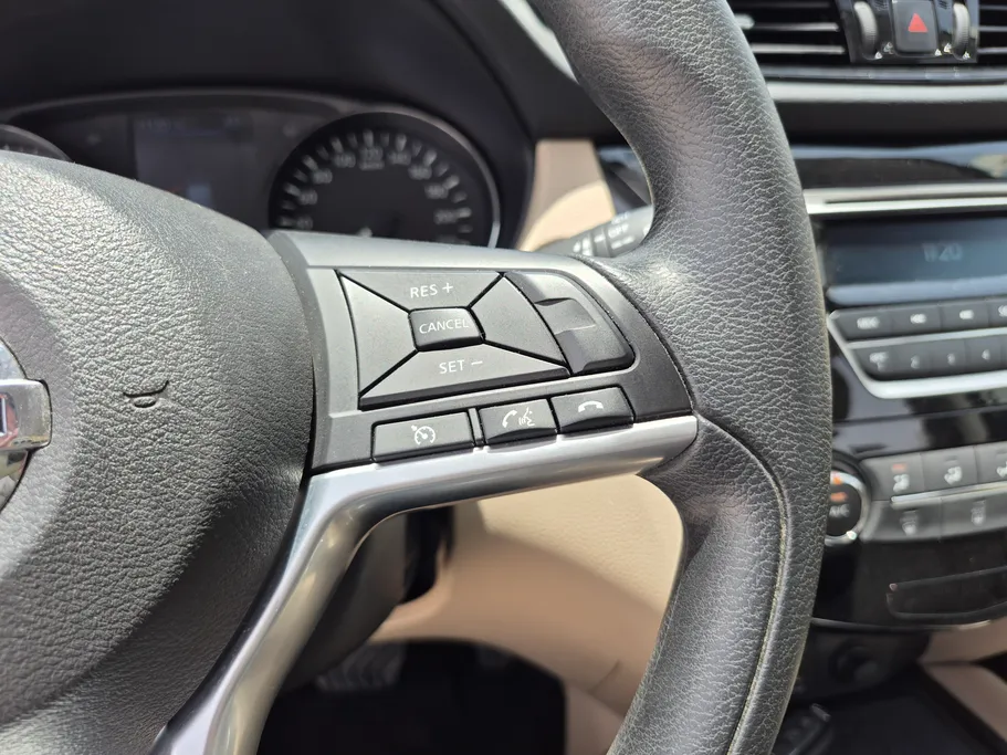 2022 نيسان Xtrail S 5 Seats 