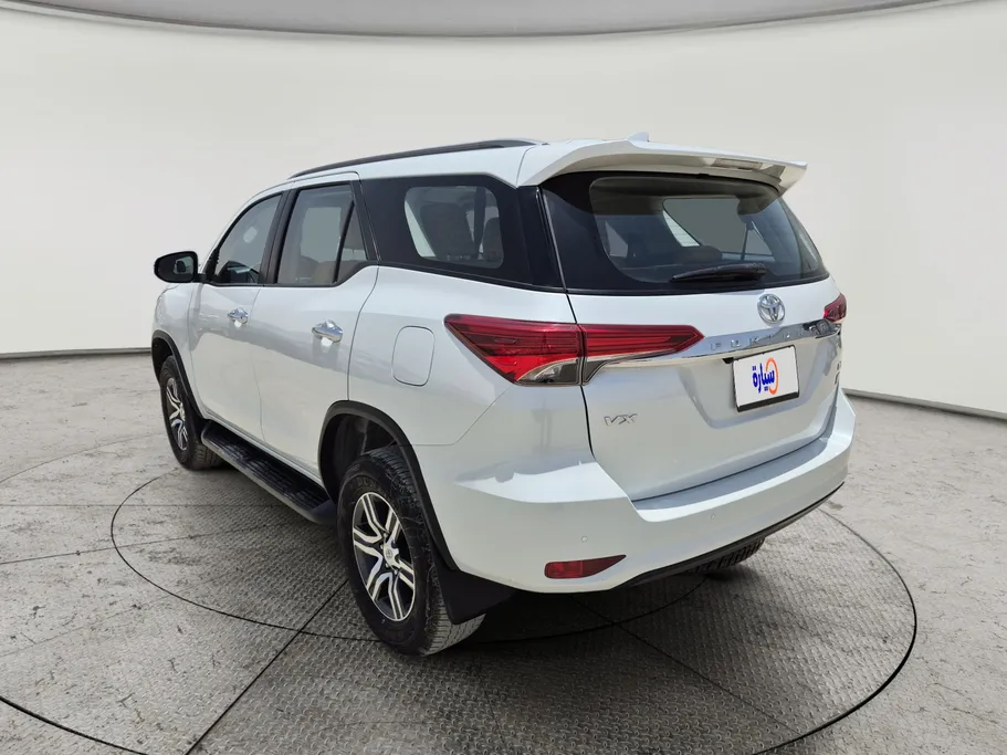 2023 Toyota Fortuner VX 