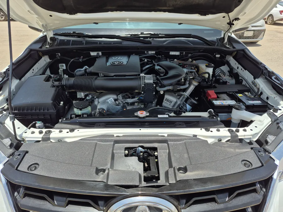 2023 Toyota Fortuner VX 