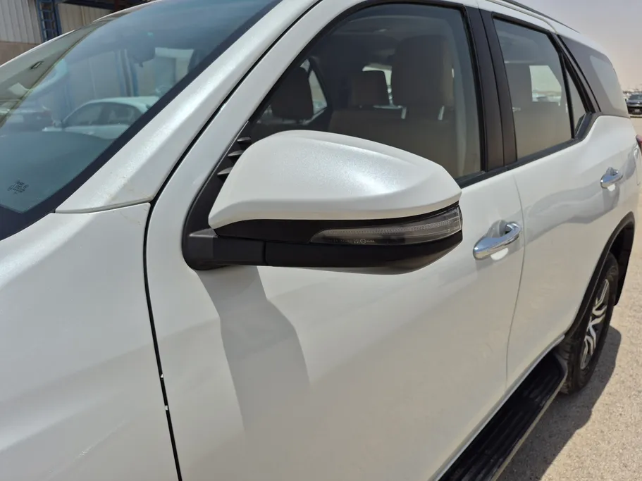 2023 Toyota Fortuner VX 