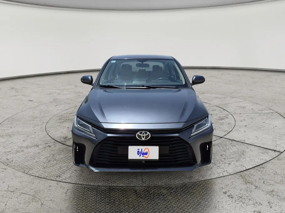 2023 Toyota Yaris  Y 