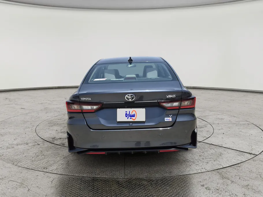 2023 Toyota Yaris  Y 