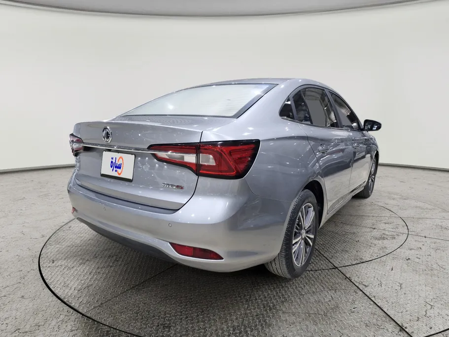 2022 MG 5 LUX 