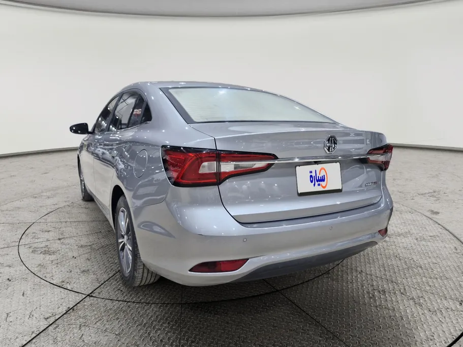 2022 MG 5 LUX 