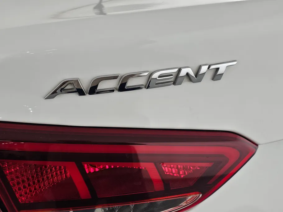 2023 Hyundai Accent Smart 