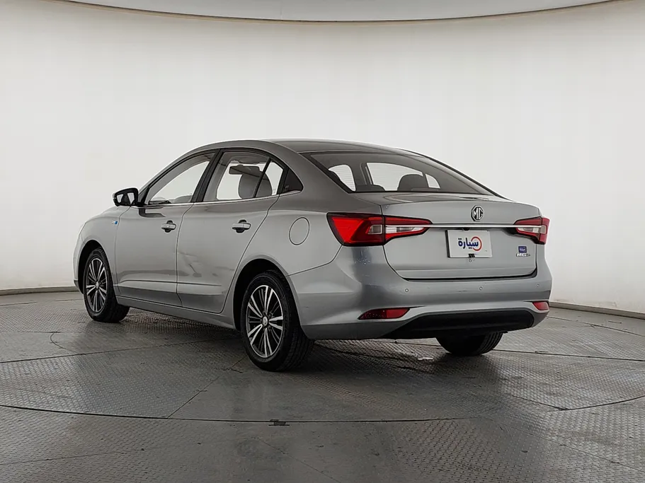 2023 MG 5 LUX 