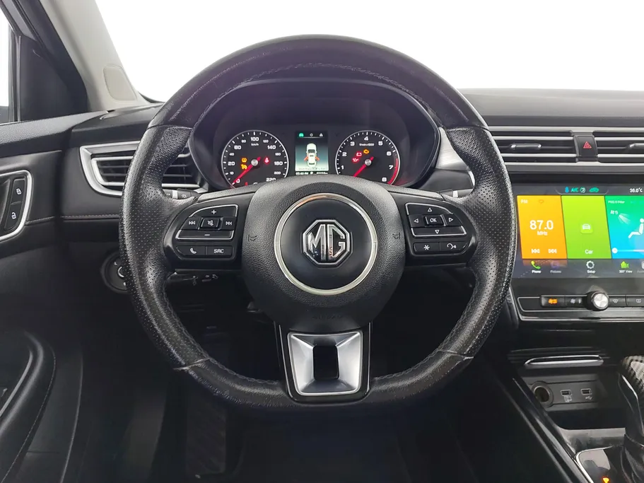 2023 MG 5 LUX 