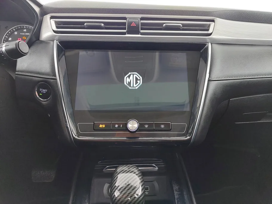 2023 MG 5 LUX 