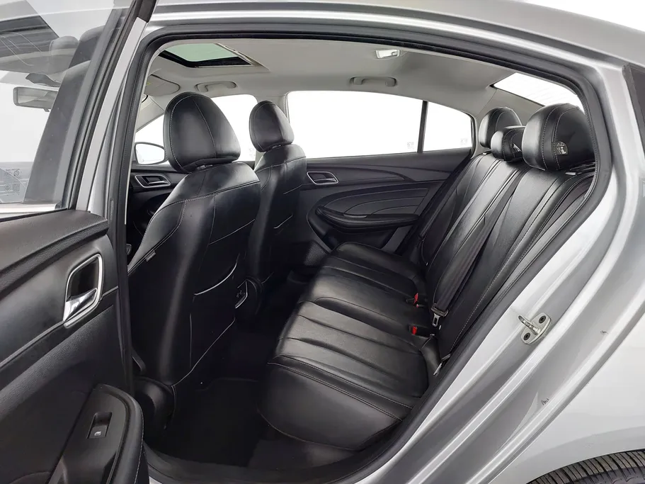 2023 MG 5 LUX 