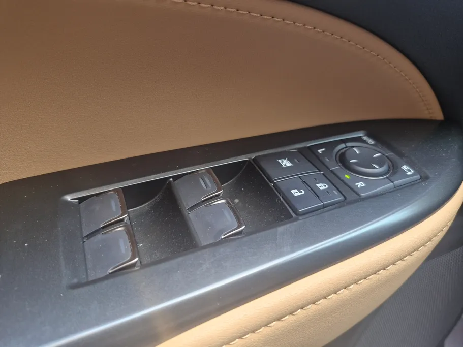 2025 Lexus NX 350h HH 