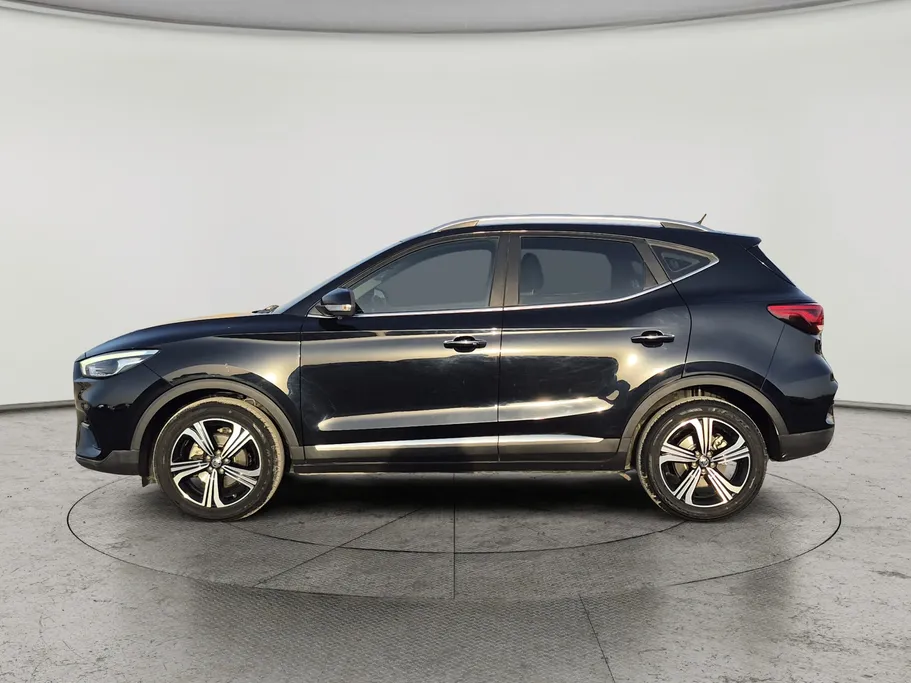 2024 MG ZS LUX 