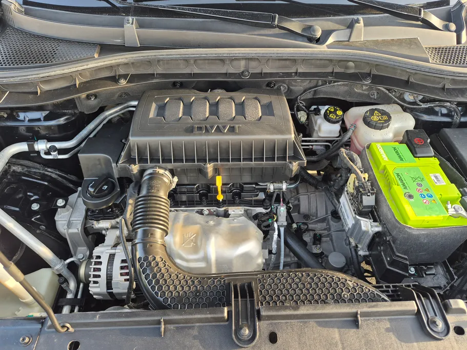 2024 MG ZS LUX 
