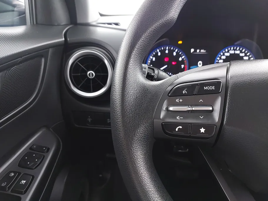 2021 Hyundai Kona SMART 
