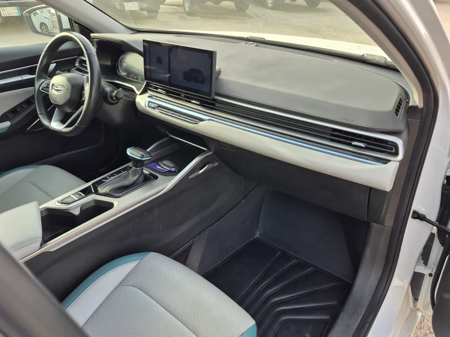 2025 Geely Emgrand GF 
