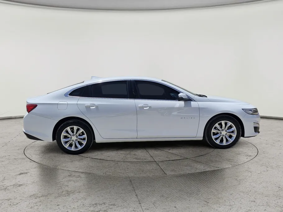 2022 Chevrolet Malibu LS 