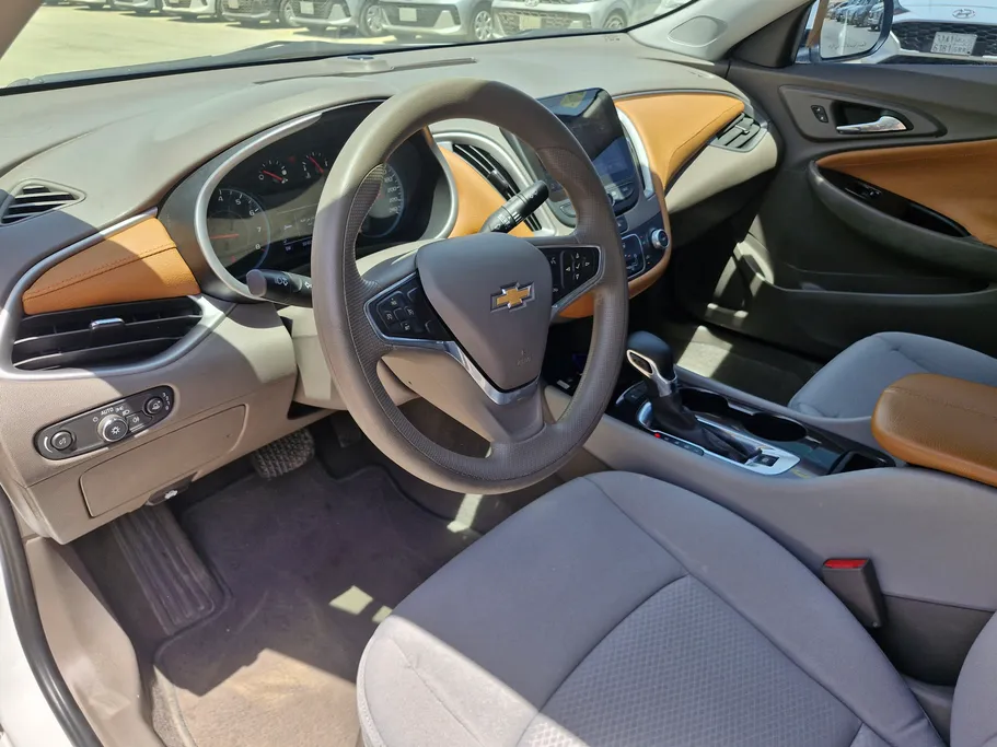 2022 Chevrolet Malibu LS 