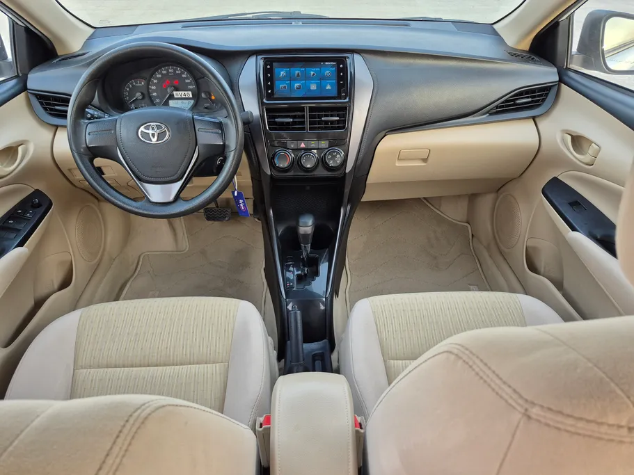 2022 Toyota Yaris  Y 
