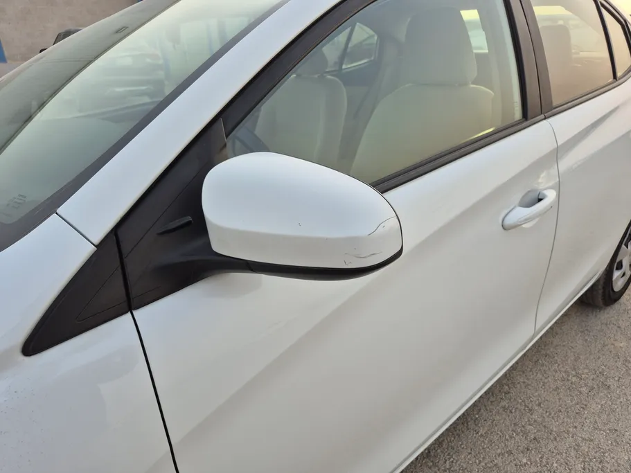 2022 Toyota Yaris  Y 