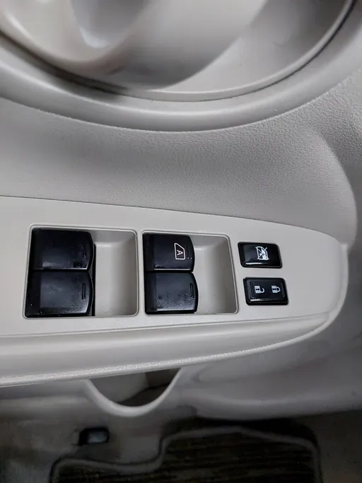 2022 Nissan Sunny SV Comfort 