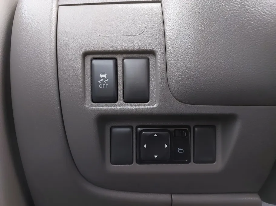 2022 Nissan Sunny SV Comfort 