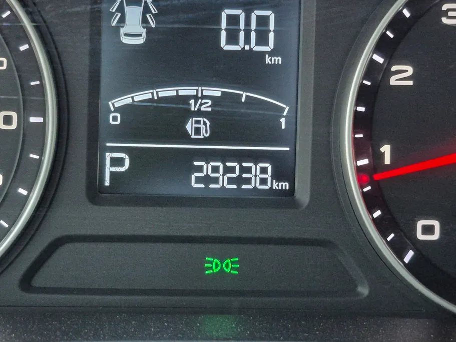 ام جي 5 STD 2024 