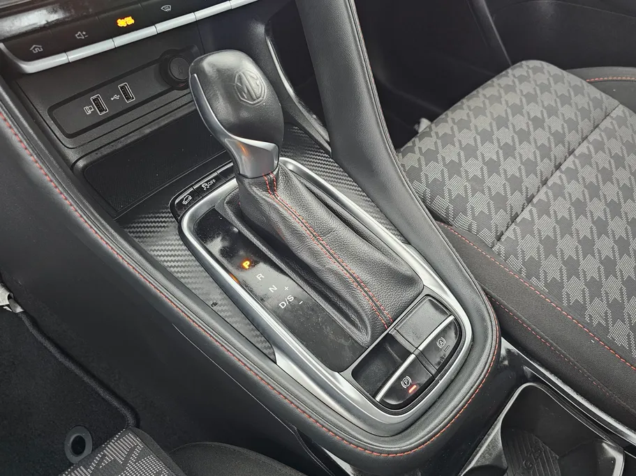 2023 MG ZS STD 