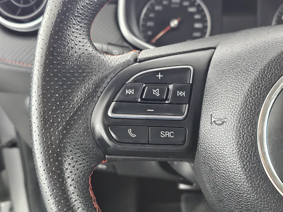 2023 MG ZS STD 