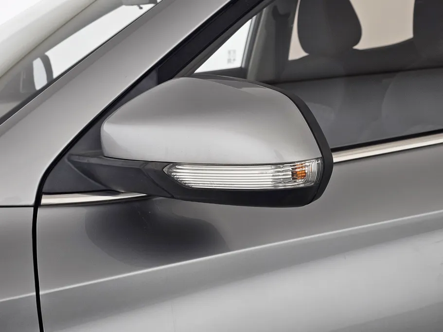 2023 MG ZS STD 
