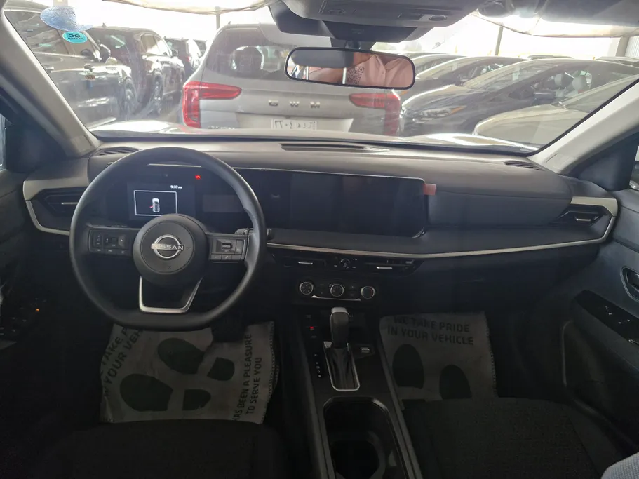2025 Nissan Kicks S 