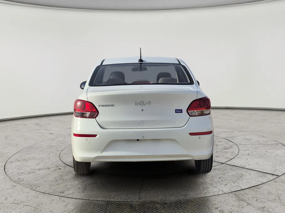 2024 Kia Pegas LX 