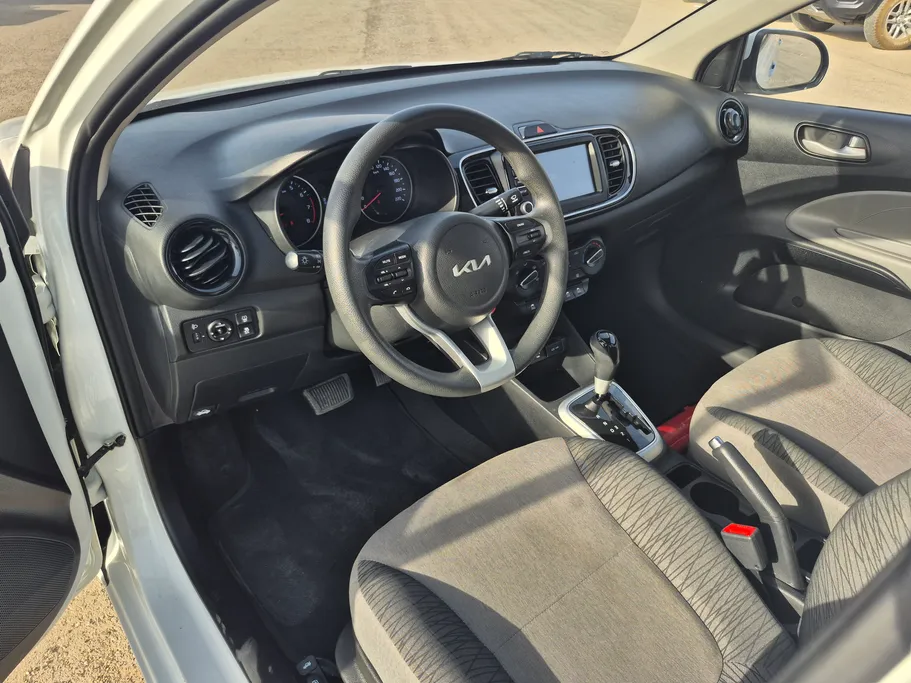 2024 Kia Pegas LX 