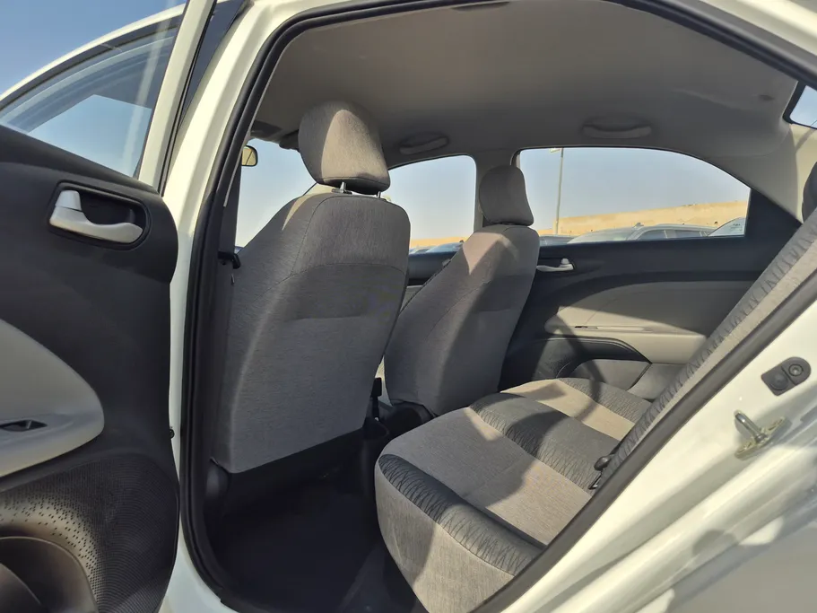 2024 Kia Pegas LX 