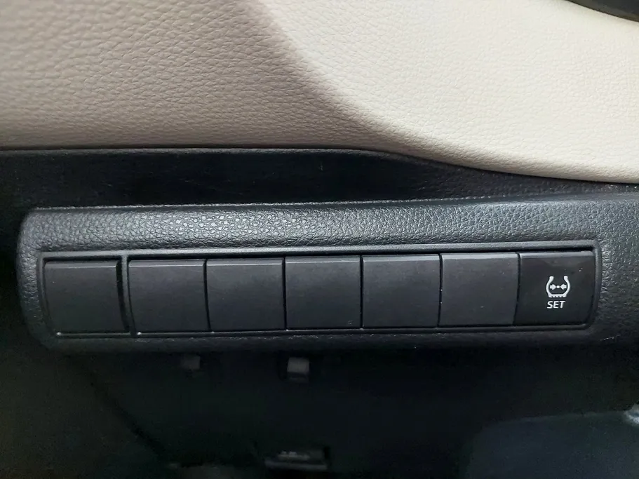 2024 Toyota Corolla XLI 