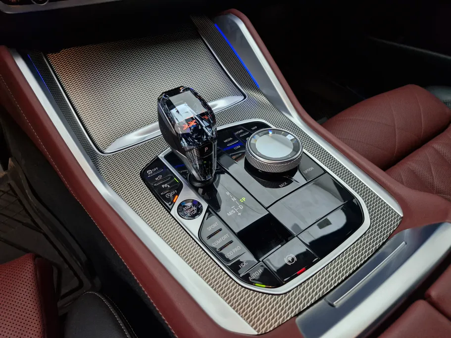 2023 BMW X Series 6 xDrive 40i 