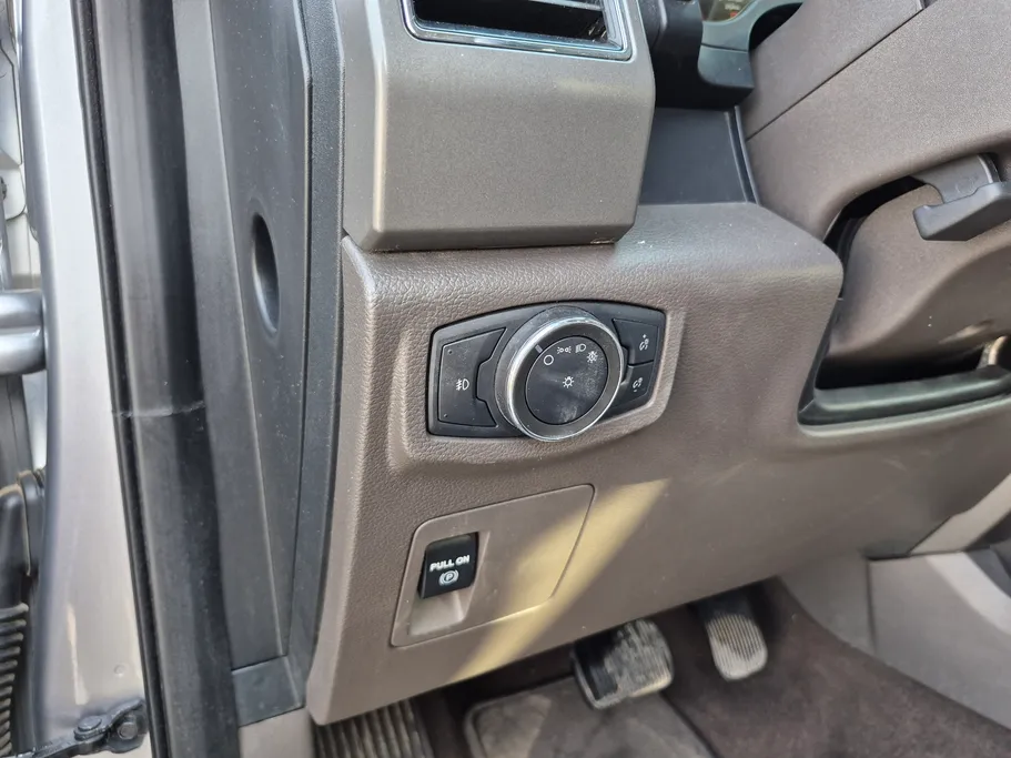 2021 Ford Expedition XLT 