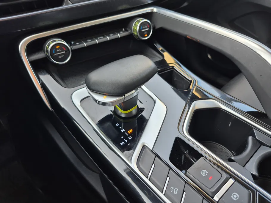 جيلي توجيلا Luxury GL 2024 