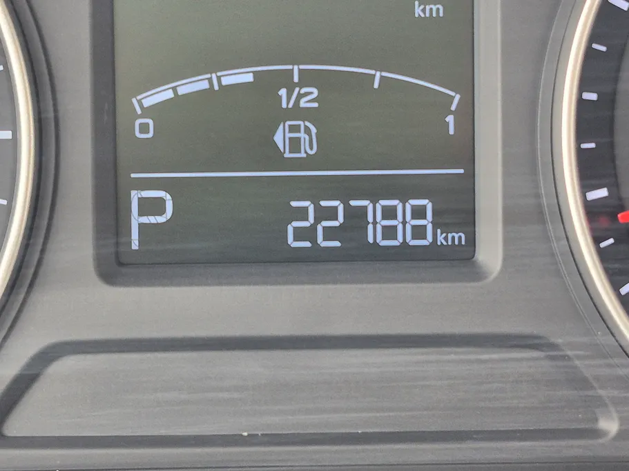 ام جي 5 STD 2024 
