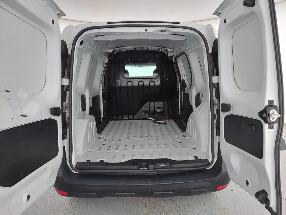 2022 Renault Docker Van بضاعة 