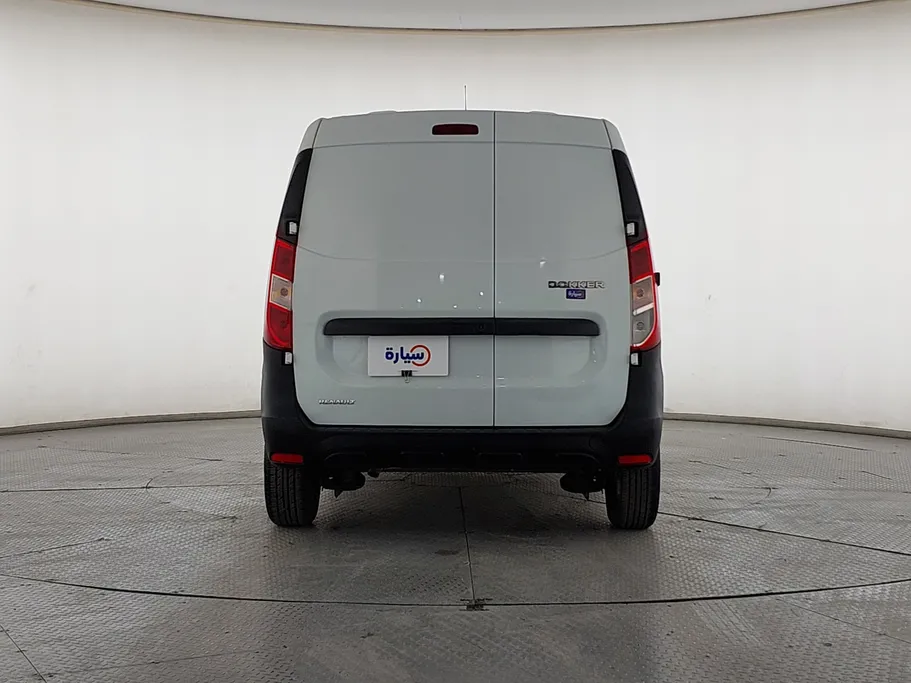 2022 Renault Docker Van بضاعة 