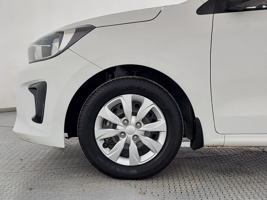 2023 Kia Pegas LX 