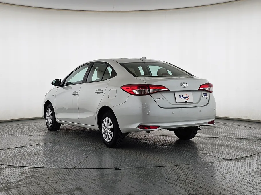 2022 Toyota Yaris  Y 