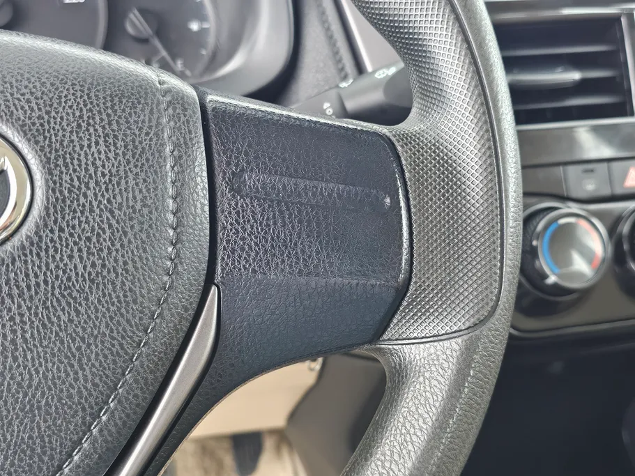 2022 Toyota Yaris  Y 