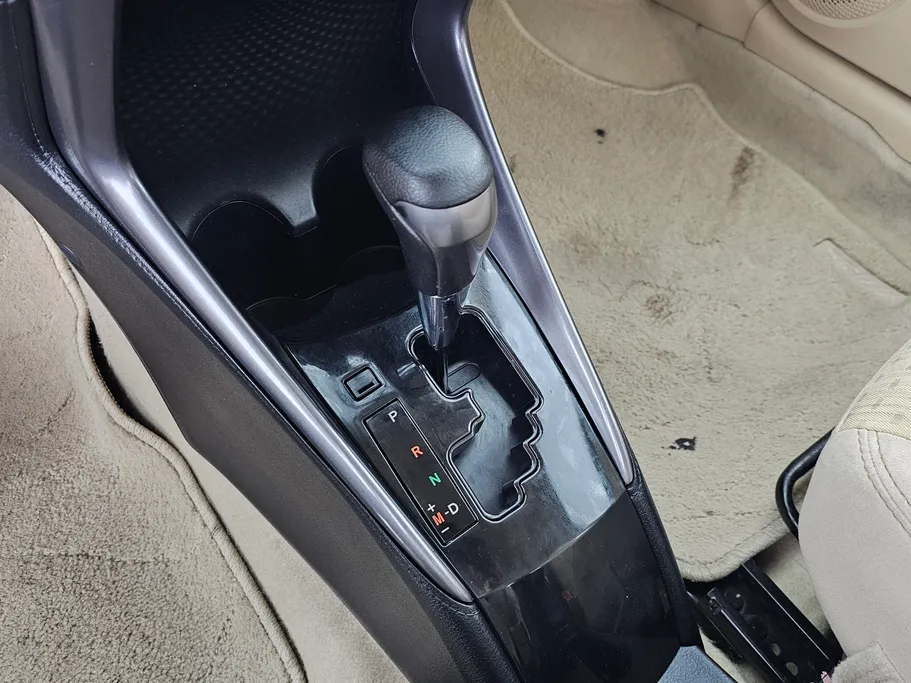2022 Toyota Yaris  Y 