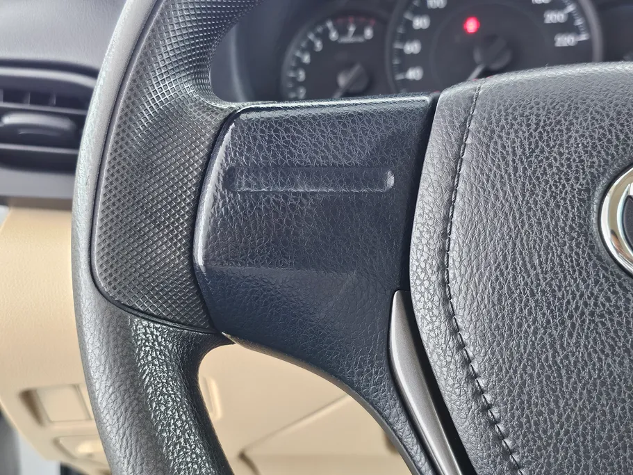 2022 Toyota Yaris  Y 