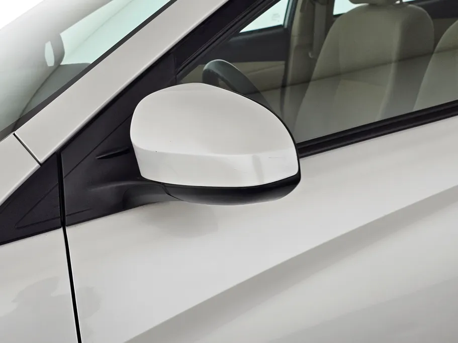 2022 Toyota Yaris  Y 