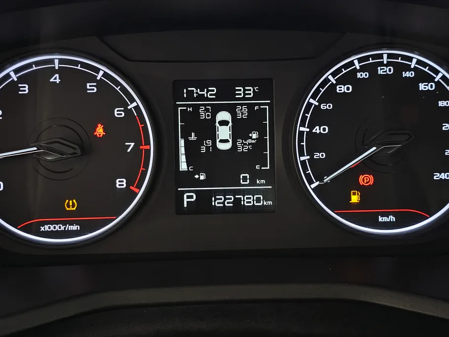 جيلي امجراند GS 2024 
