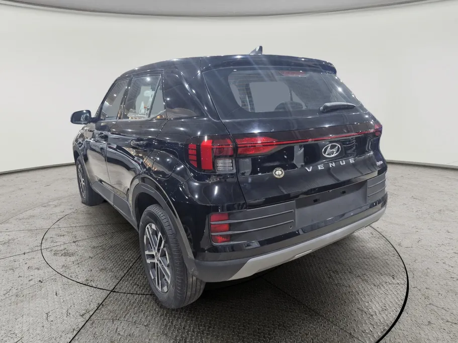 2024 Hyundai Venue Smart 