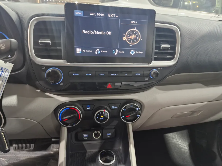 2024 Hyundai Venue Smart 